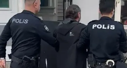 Hırsızlık suçundan hapis cezası bulunan zanlı Polis uygulamasında yaklandı!