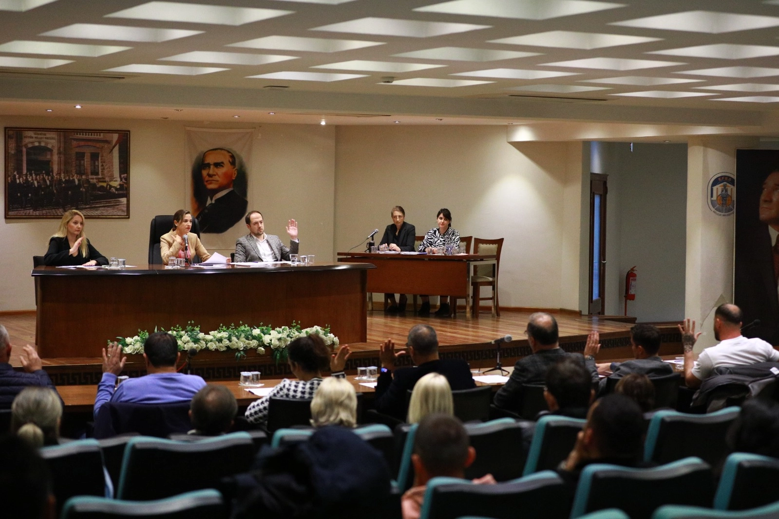 Başkan Sengel’den Meryem Ana otoparkı çağrısı: Gelir kaynağımız tehdit altında haberinin görseli