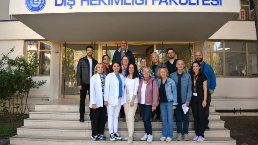 “Diş Hekimimi Duyuyorum” uygulaması işitme engellilerin diş sağlığını kolaylaştırıyor