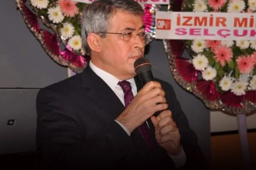 Eski CHP İzmir Milletvekili Selçuk Ayhan hayatını kaybetti haberinin görseli