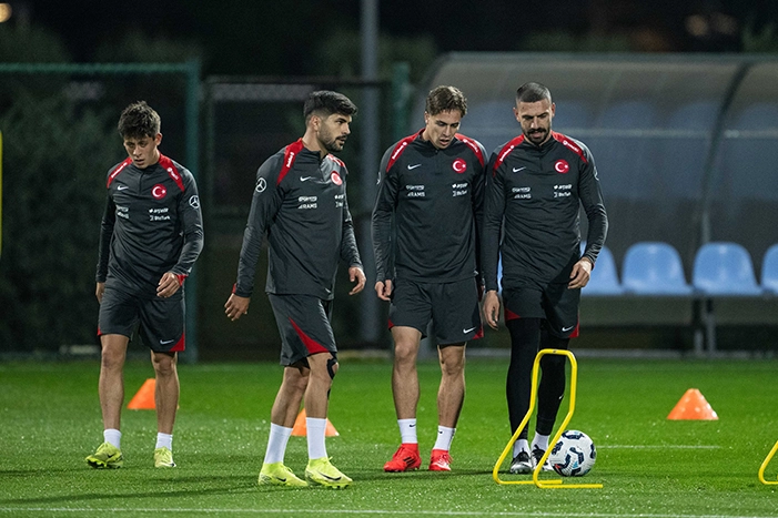 A Milli Futbol Takımı, Galler maçının hazırlıklarına başladı haberinin görseli