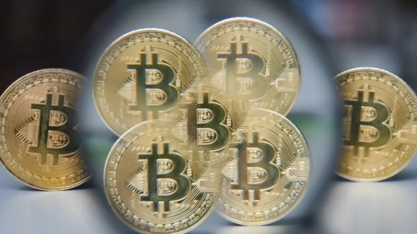 ABD’de Trump’ın bitcoin desteği ile 81 bin doları aştı haberinin görseli