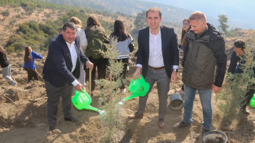 Bayındır'da ağaçlandırma yapıldı