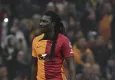 Galatasaray'ın eski yıldızı futbolu bıraktı!