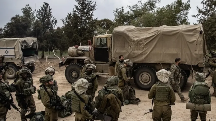 İsrail Savunma Bakanı, Hizbullah ile “hedeflere ulaşılıncaya kadar” ateşkes olmayacağını söyledi haberinin görseli