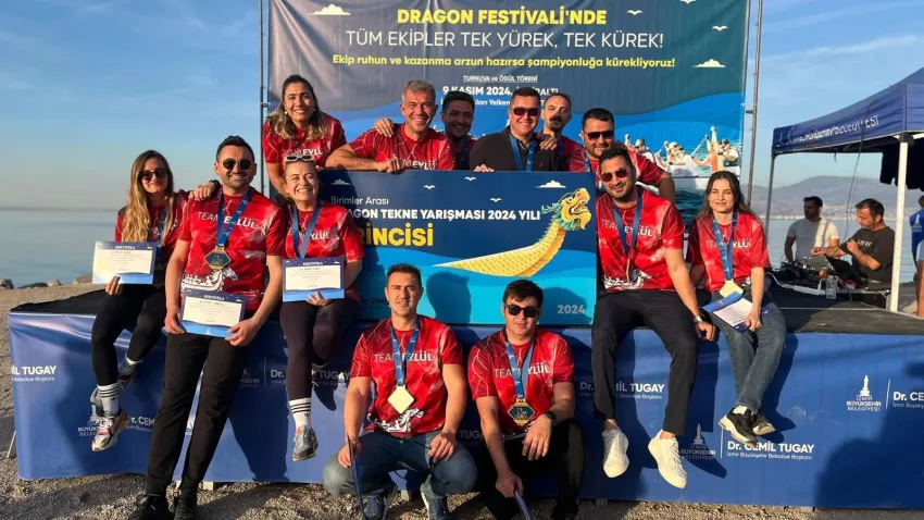 Tekne turnuvasının galibi, bu yıl da İzmir İtfaiyesi oldu