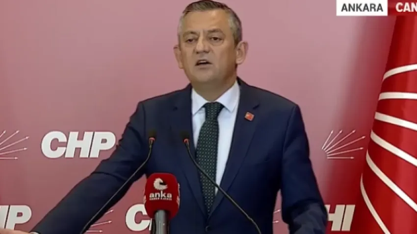 özgür özel 
