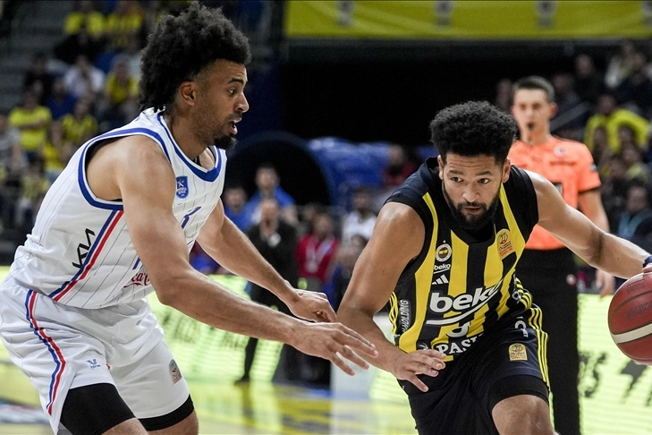 Fenerbahçe evinde Anadolu Efes'i yendi