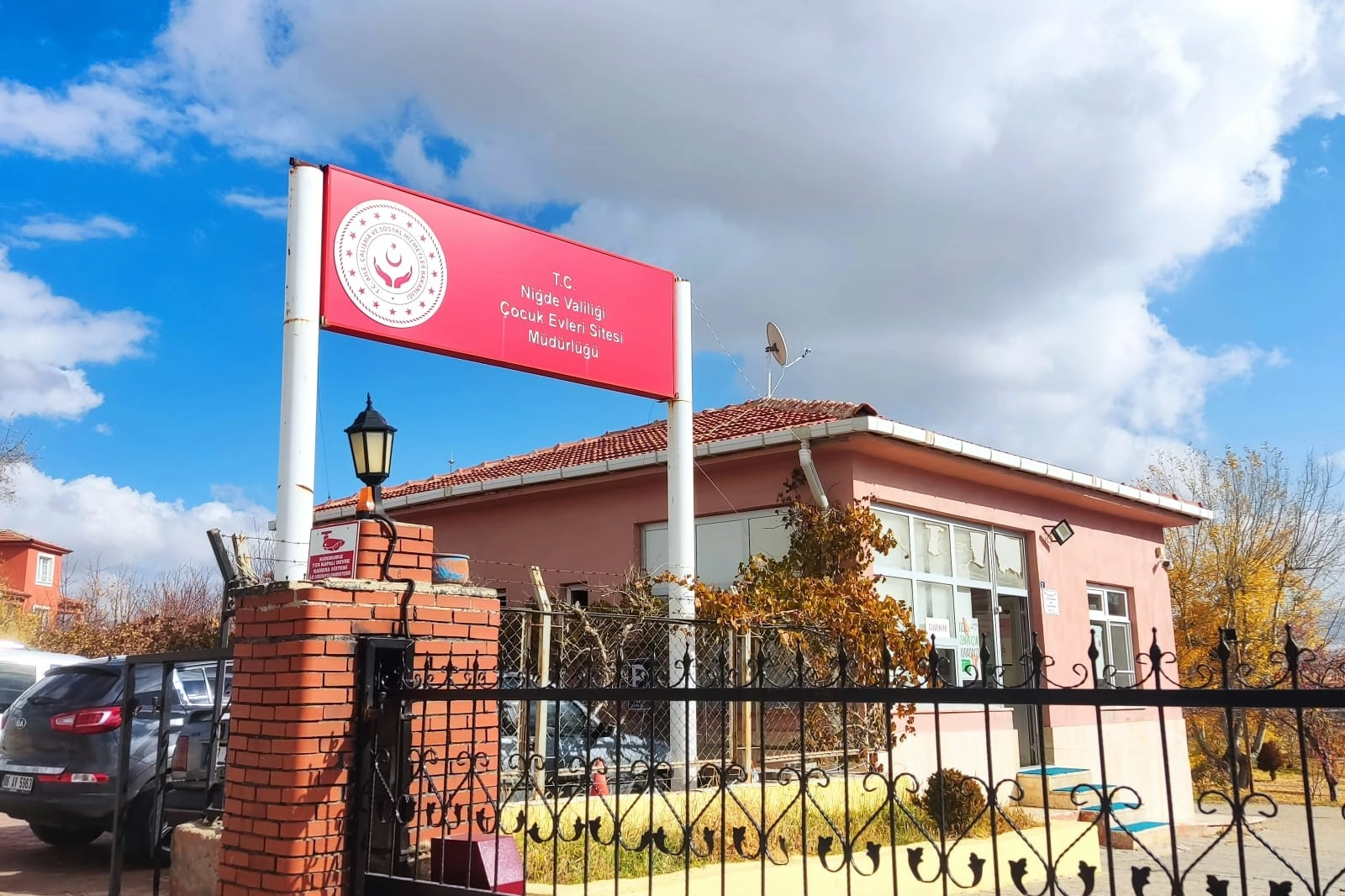 Engelli çocuklara kötü muamele : 14 personel tutuklandı haberinin görseli