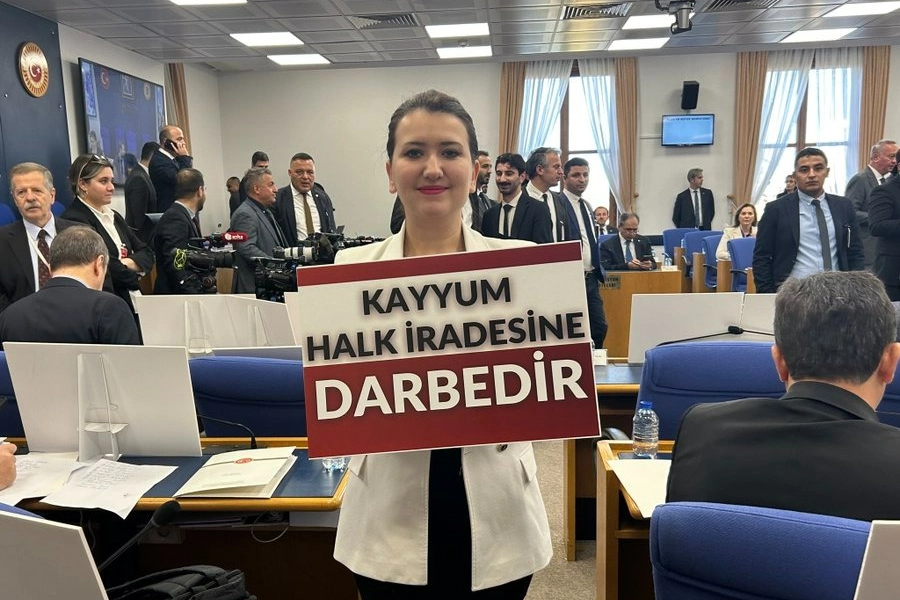 CHP’li Gökçen’den ‘Kayyum’ tepkisi: Mücadeleden vazgeçmiyoruz