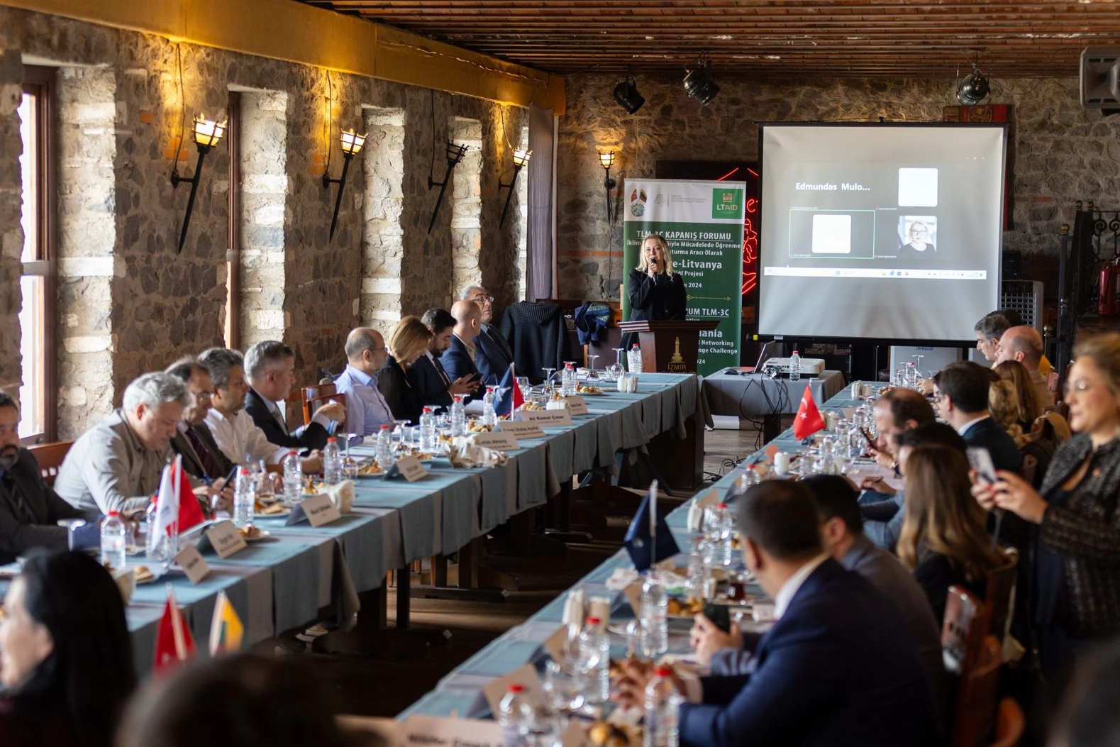 Konak Belediye Başkanı Mutlu’dan dirençli kent vurgusu haberinin görseli
