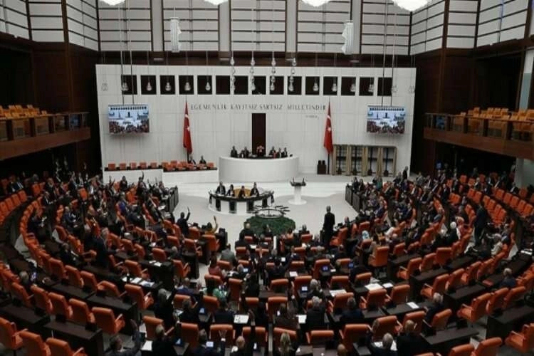 Kadına yönelik şiddet komisyonu üye seçimi kararı Resmi Gazete’de haberinin görseli