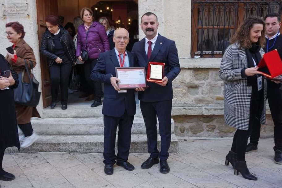 Kurtuluş Bayramı'na özel resim sergisi sanatseverler ile buluştu!