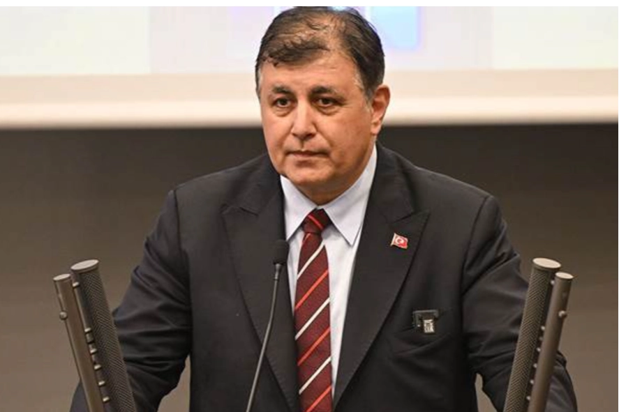 Başkan Tugay: Kamu alanının özel mülkiyete verilmesine izin vermeyeceğiz