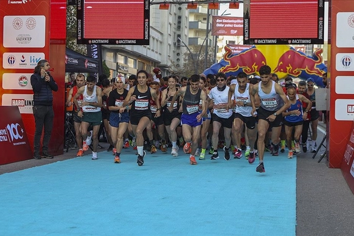 Gazi Yarı Maratonu heyecanı için geri sayım başladı