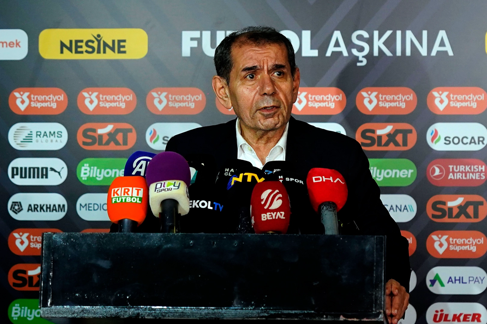 Dursun Özbek: Bundan sonra Oğuzhan Çakır’ı bütün maçlarımıza vermenizi istiyorum! haberinin görseli