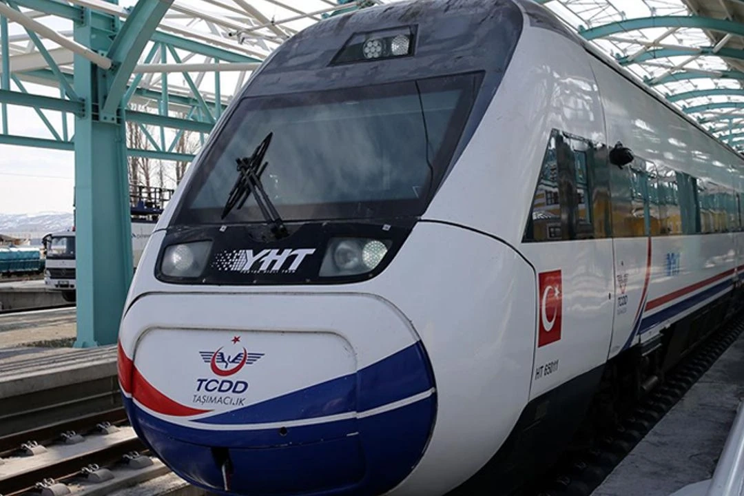 AK Parti'li İnan'dan Ankara-İzmir Hızlı Tren Hattı açıklaması: Ulaşım süresi 3,5 saate düşecek