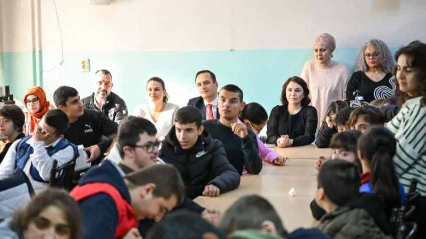 Bornova’da özel gereksinimli çocuklarla anlamlı buluşma