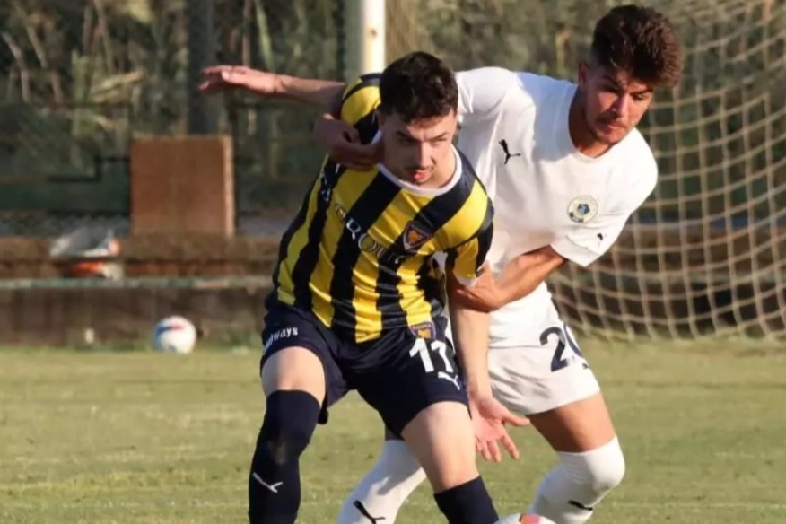 İzmir derbisinde Bucaspor ile Menemen karşılaşıyor