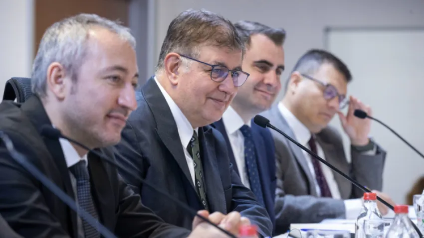 Başkan Tugay, Aliağa’da muhtarlarla bir araya geldi