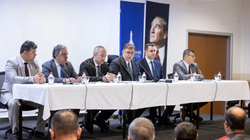 Başkan Tugay, Aliağa’da muhtarlarla bir araya geldi