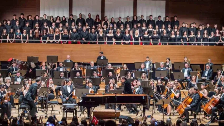 AASSM’nin 16. yılına özel yeni yıl konseri