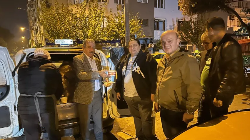 Soğuk günlerde taksici esnafına sıcak çorba ikramı