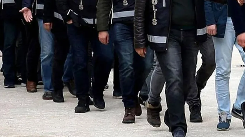 Emniyetten zehir tacirlerine operasyon: 5 kişi tutuklandı