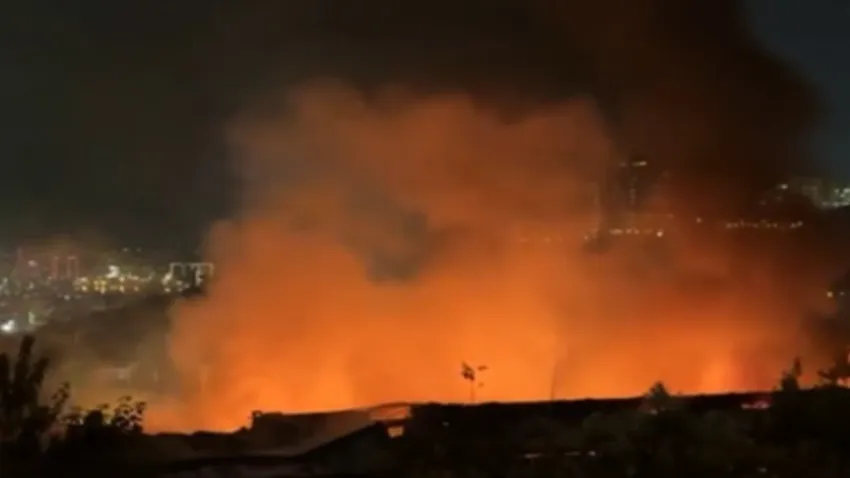 İzmir'de tekstil fabrikasında büyük yangın!