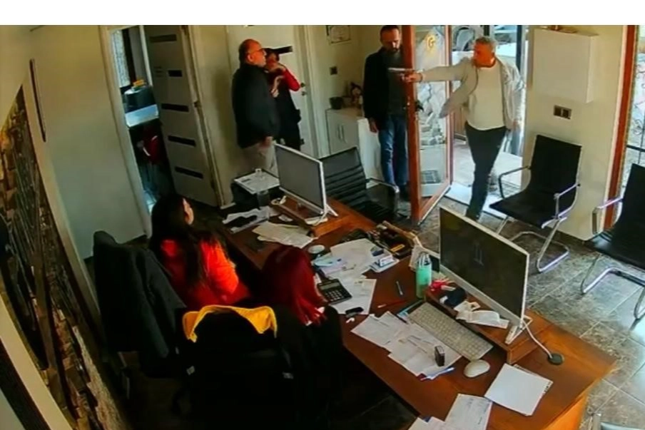 Silahlı saldırıya uğrayan iş adamı hayatını kaybetti haberinin görseli