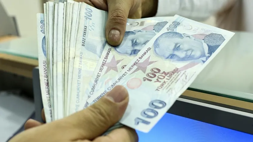 Yıl sonu ikramiye ödemesi için tarih geldi: Kamu personelleri beklenen ödemeyi ne zaman alacak?