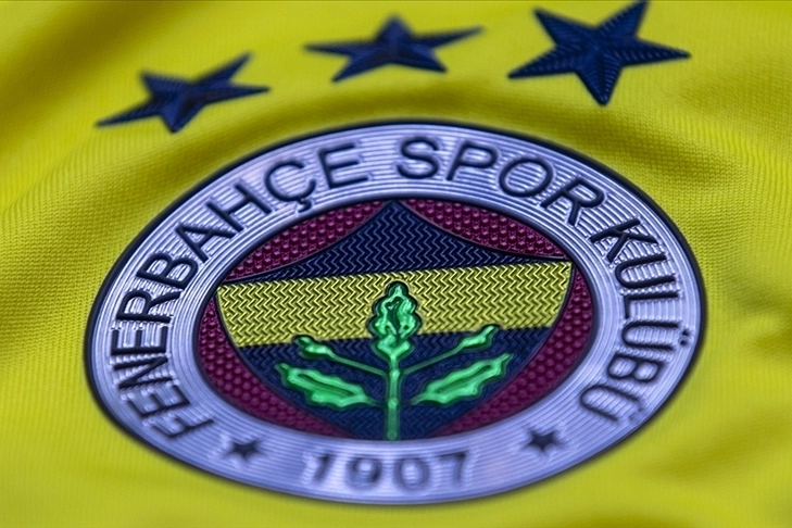 Sosyal medyadan tehdit etmişti: Fenerbahçe taraftarın kombinesini iptal etti