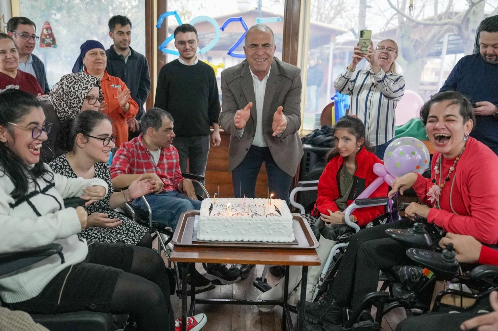 Işık’tan, Türkiye Şampiyonu Boccia takımının sporcularıyla yeni yıl kutlaması