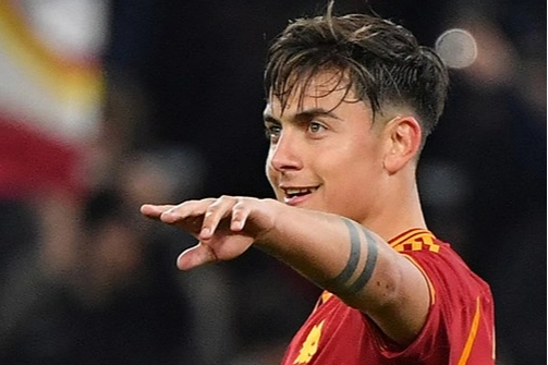 Galatasaray Dybala'yı açıkladı