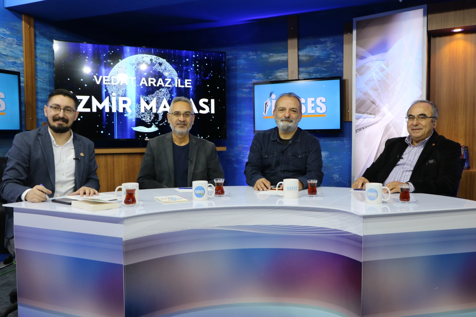 Hep Beraber kitabının yazarları, İzmir'in sanayi potansiyelini İLKSES TV’de anlattı haberinin görseli