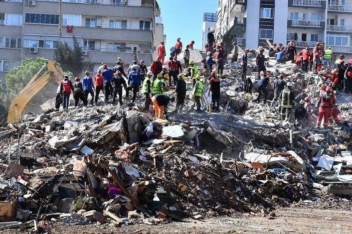 İzmir Valisi Dr. Elban: Olası bir deprem bizi endişelendiriyor