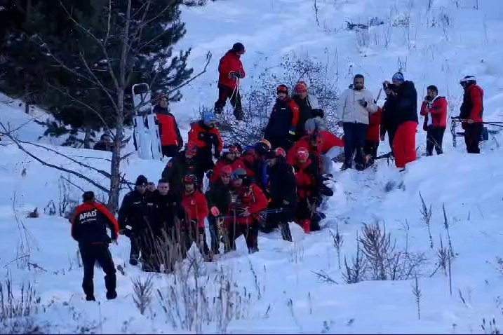Palandöken Kayak Merkezi'nde çığ düştü! Ölü ve yaralılar var haberinin görseli