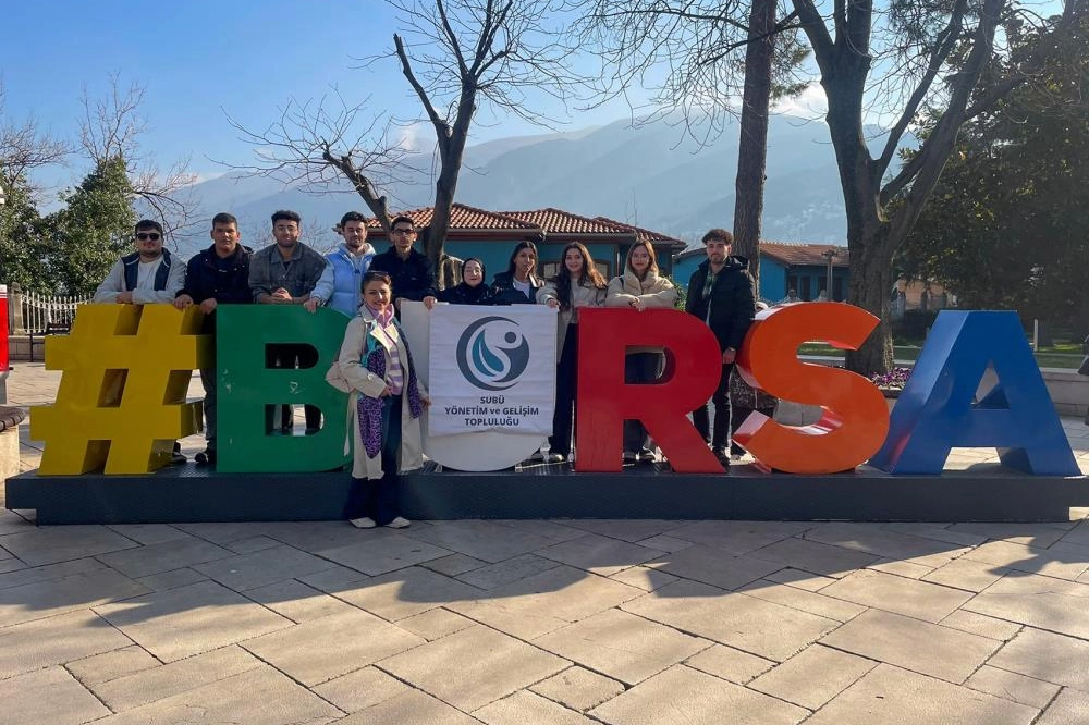 SUBÜ Geyve MYO öğrencileri Bursa'nın tarihî ve doğal zenginliklerini keşfetti