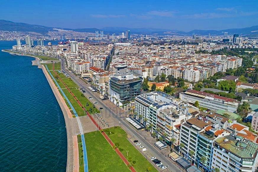 İzmir Konak'ta mesken icradan satılık