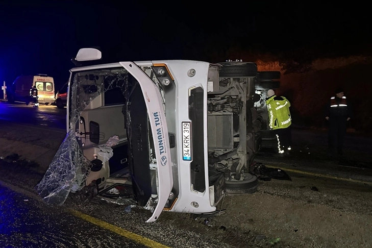Kastamonu’da midibüs kazası: 1 ölü, 23 yaralı haberinin görseli