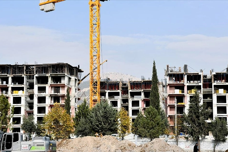 Afetlerden etkilenen illerde dönüşüm sürüyor: 17 milyar liralık dev destek