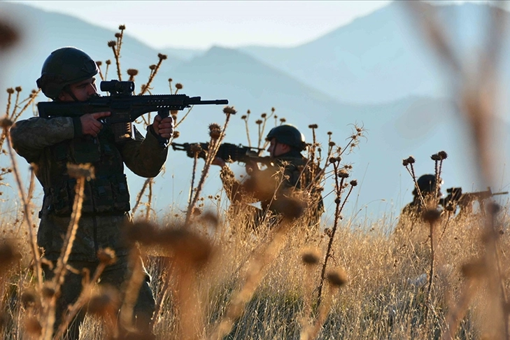 MSB: Irak ve Suriye'nin kuzeyinde 4 terörist etkisiz hale getirildi