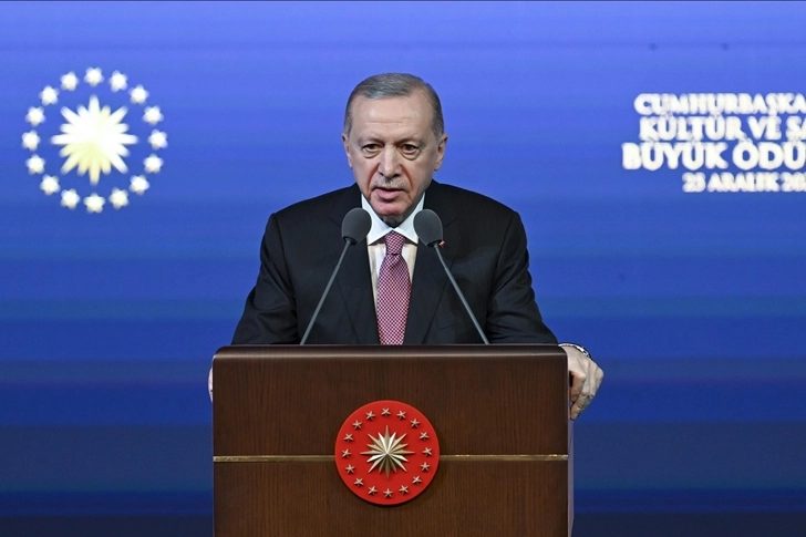 Cumhurbaşkanı Erdoğan: Millete tepeden bakmayan herkese devlet olarak elimizden gelen desteği sağlıyoruz