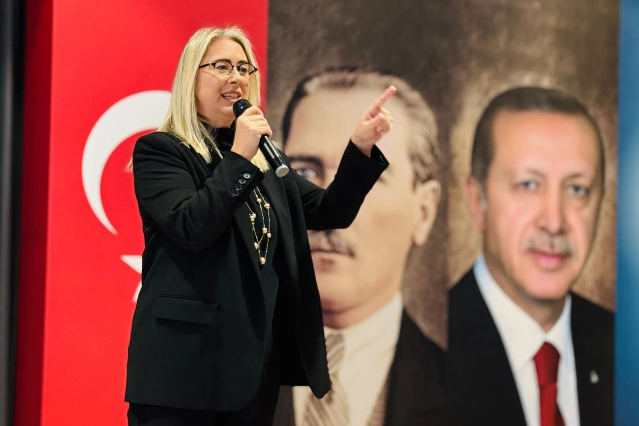 AK Partili Çankırı: Hiç mi yüzünüz kızarmıyor?