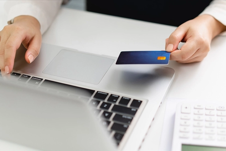 Bakanlık açıkladı: E- ticarette idari para cezaları belirlendi haberinin görseli