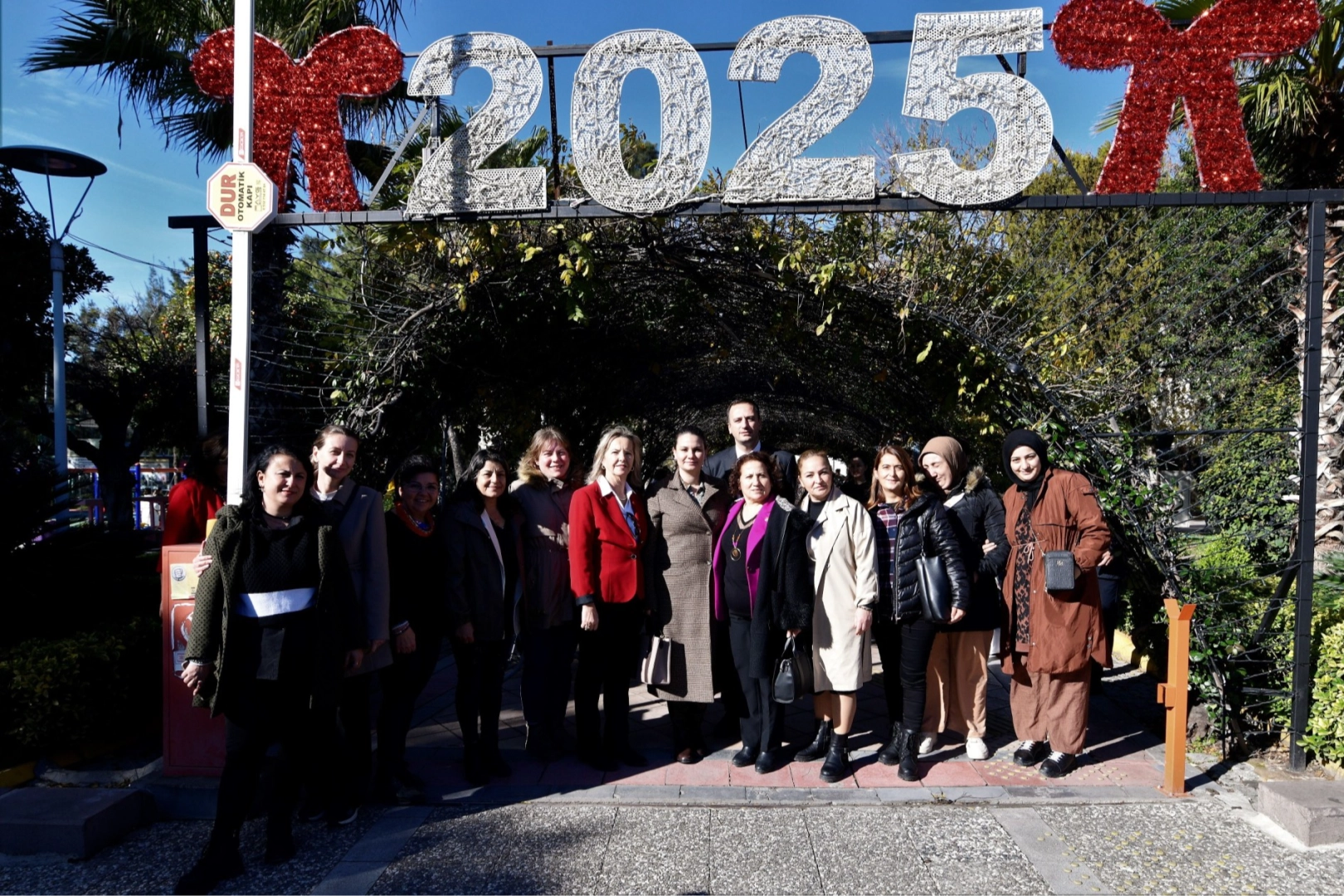 Bornova’da kadın girişimcilerin el emeği ürünleri Yılbaşı Hediyelik Günleri’nde