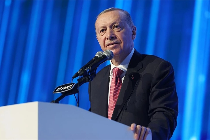 Cumhurbaşkanı Erdoğan Bursa 8. Olağan İl Kongresi'nde konuşuyor haberinin görseli