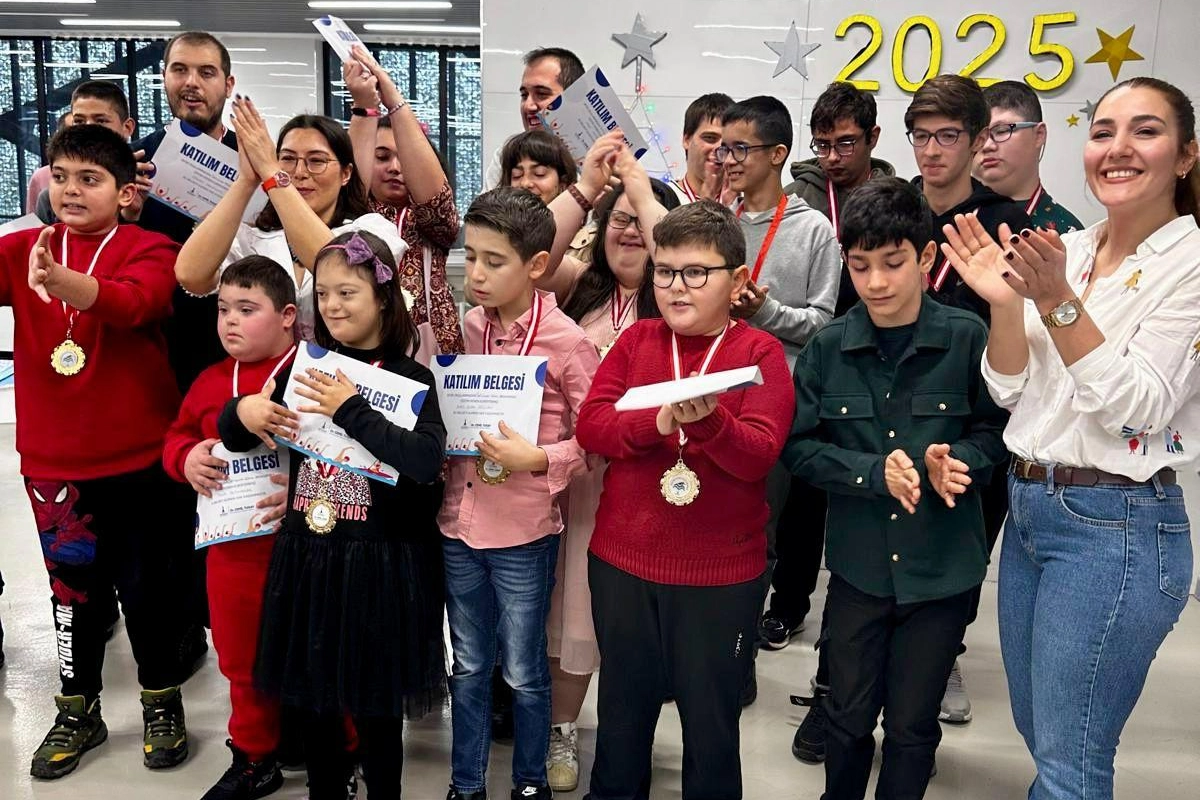 Özel çocuklar yeni yılı başarıyla karşıladı haberinin görseli
