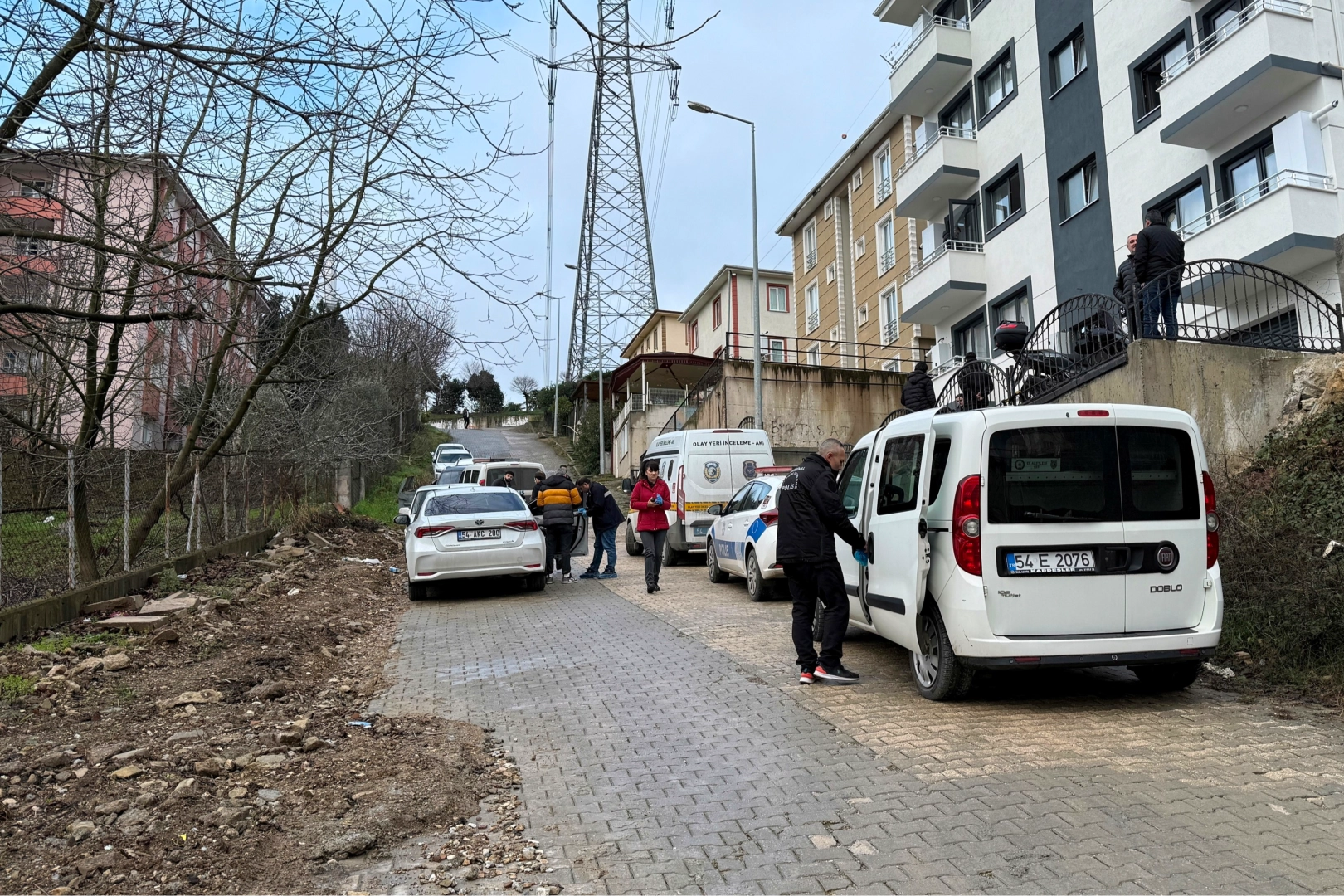 Sakarya'da şüpheli ölüm: 31 yaşındaki şahıs evinde ölü bulundu!