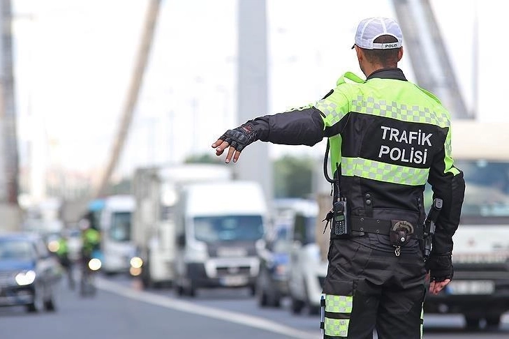 2025’te uygulanacak trafik cezaları belli oldu haberinin görseli